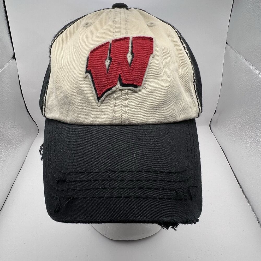 Wisconsin Badgers 47 Brand Baseball Cap Distressed Brim Hat Fitted Size Large